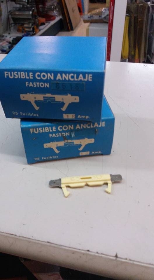 *FUSIBLE SIMCA - TALBOT  FASTON 16 AMP. REF. 2100/16AI