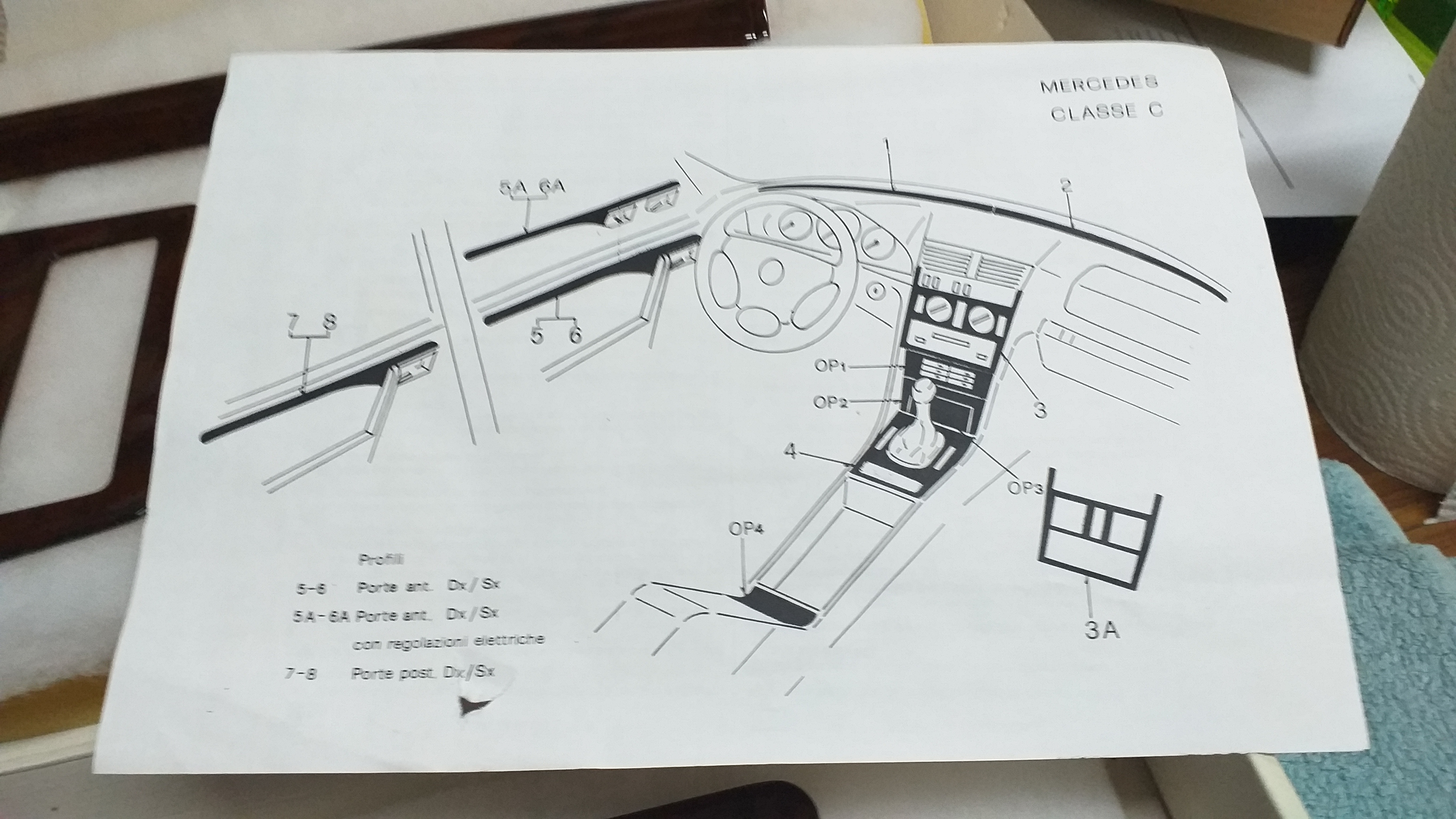 *KIT MERCEDES CLASSE C CONF.AUT.REG.ELET. 8 PIEZAS MADERA DE RAI