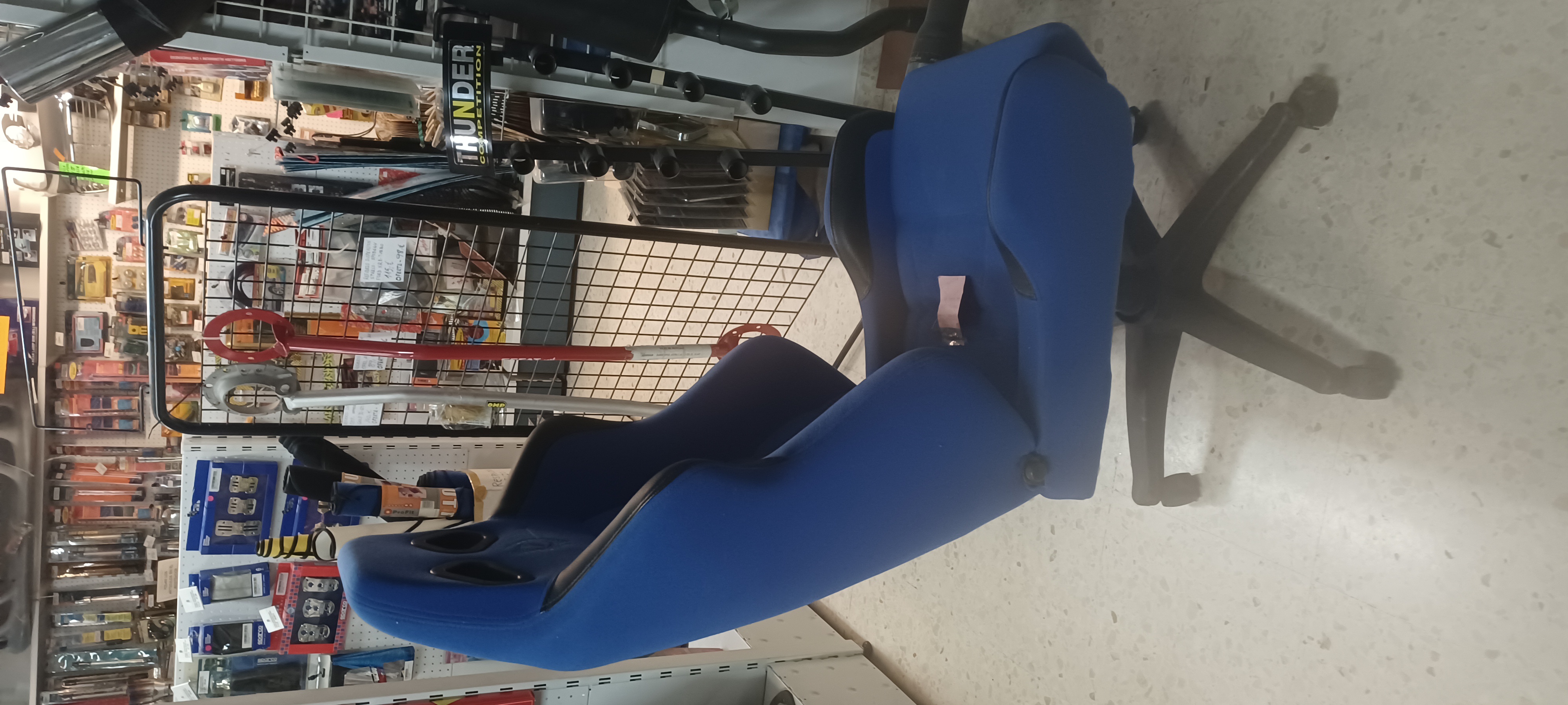 *ASIENTO DEPORTIVO CORBEAU ABATIBLE TARGA 2000 AZUL CB07